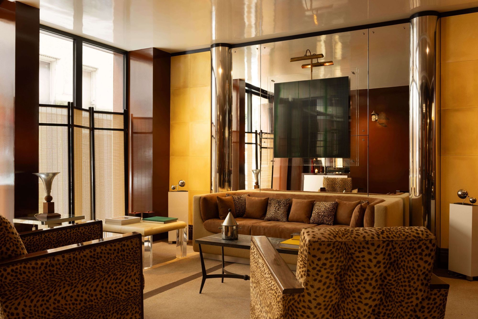 hotel-chateau-deau-lobby